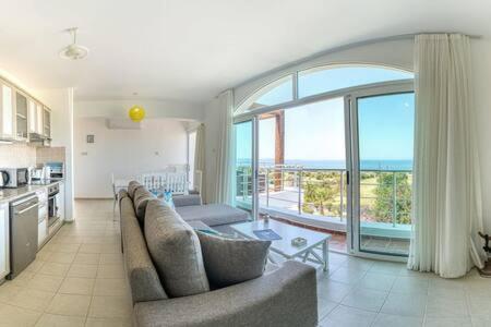 Joya Cyprus Moonrise Penthouse * Agios Amvrosios (Kyrenia)